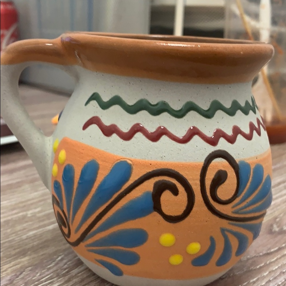 Authentic Mexican pottery. - Picture 3 of 4